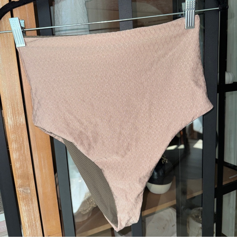 High-Waisted Bikini Set in Olive and Pink - Picture 4 of 11